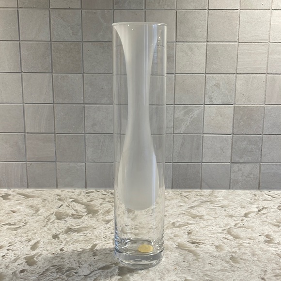 Invotis floating glass vase condom. - Picture 1 of 4